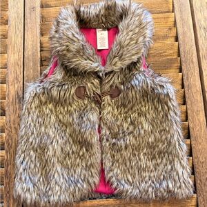 Arizona Jean Company Faux Fur Vest - Brown and Magenta Pink - Size 5 Toggle